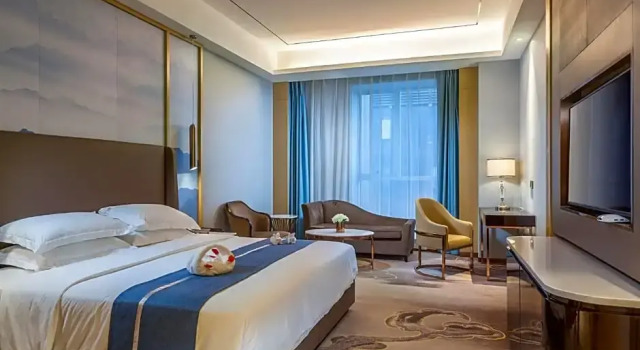 Номер Executive Ramada by Wyndham Changsha South Bus Station