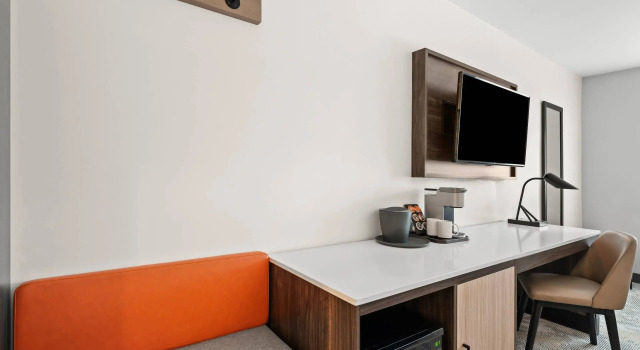 Четырёхместный номер Standard The Ellsworth Hotel, an Ascend Collection Hotel