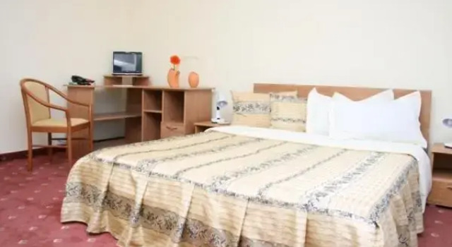 Люкс Hotel Calarasi