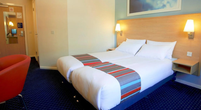 Travelodge Doncaster, Забронировать Отель Донкастер Южный Йоркшир