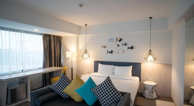 Люкс с видом на бассейн Krabi SeaBass Hotel