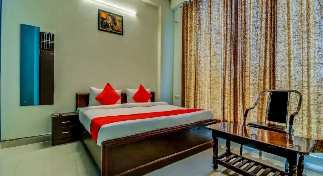 OYO 17265 Hotel Kankariya, Забронировать Отель Отели штата Раджастхана с парковкой, Парковка