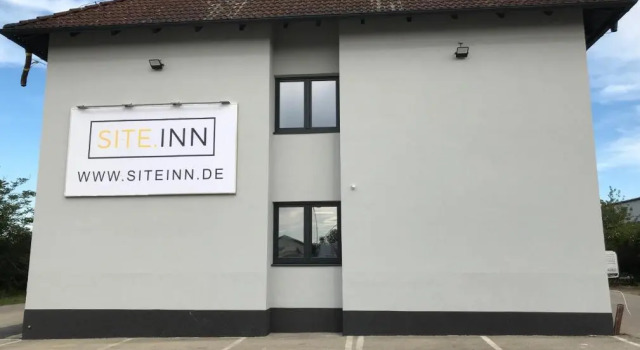 Site.Inn Wien (Adults Only), Book Hotel Hoteller i Himberg med parkering, Parkering