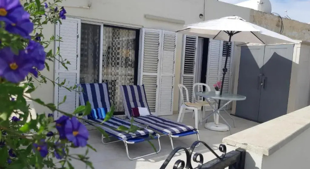 House Near The Beach (Militsa & Aggeliki)