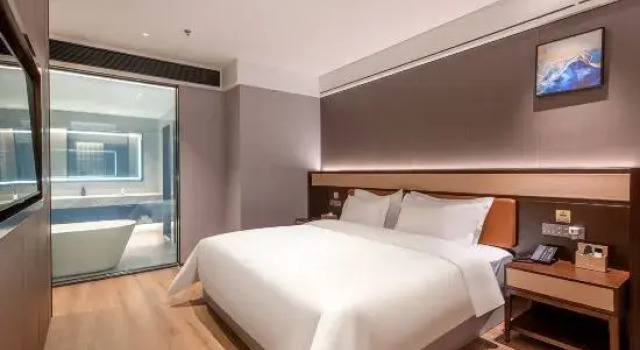 Люкс Executive Golden Chau Apartment (Chaozhou Dongbao Plaza Zuoyicheng People's Square)