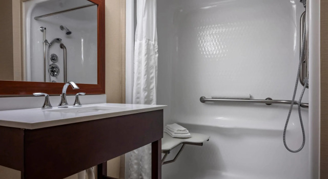 Четырёхместный номер Standard Sleep Inn State College near Penn State - Less than 1 Mile to PSU