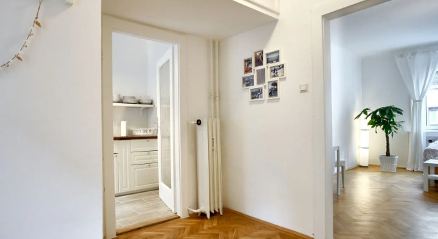 Opera Street Apartments