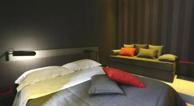 Двухместный номер Standard с балконом Gram Suites