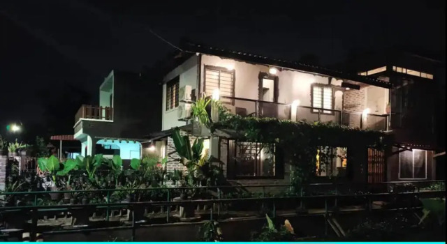 Коттедж IPOH CEMPAKA VILLA (12pax) vintage.classic经典复古.精品民宿