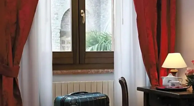 Номер Standard с балконом Hotel Windsor Savoia