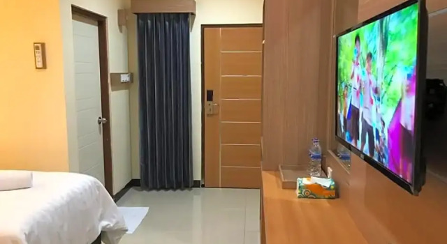 LCR HOTEL, Забронировать Отель Энд провинция Восточная Нуса-Тенгара