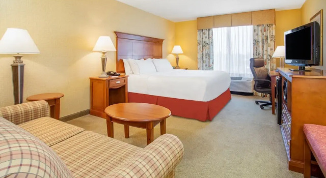 Двухместный номер Standard Holiday Inn Express & Suites Bloomington by IHG