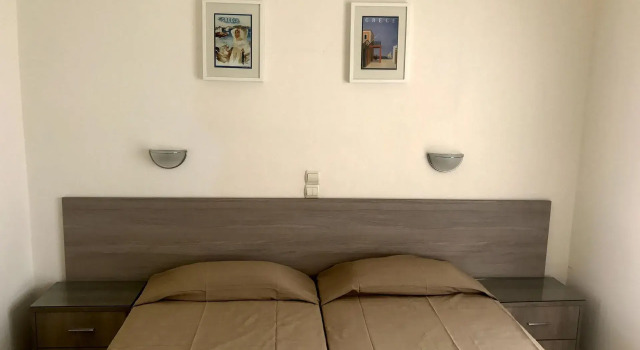 Трёхместный номер Standard Hotel Karyatides