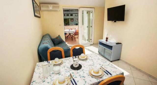 Apartmani Premeru, Забронировать Апартаменты/квартира Апартаменты Макарска, рядом с Набережная Рива (Макарска), Апартаменты/квартира