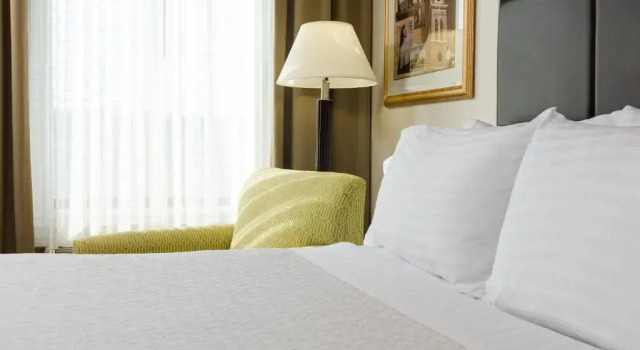 Номер Standard Holiday Inn Manchester Airport by IHG