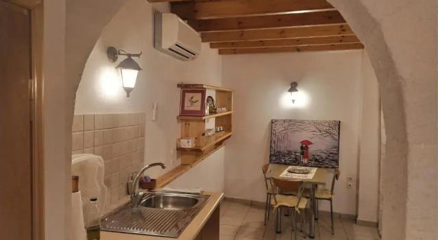 Коттедж с 2 комнатами Odyssey House