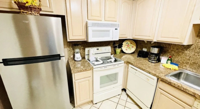 Номер Standard Spectacular 2 Bedroom Condo on Sandy Beach at Las Palmas Resort B-104 2 Condo by RedAwning