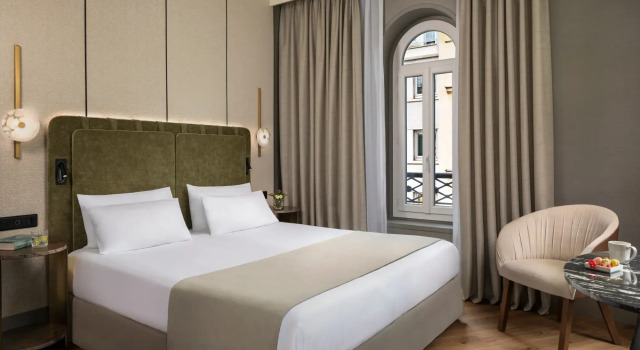Полулюкс NH Collection Paris Ponthieu Champs-Élysées