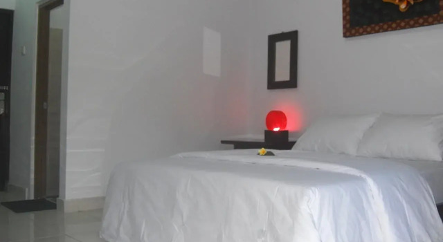 Indi Guest House, Забронировать Гостевой дом Денпасар Denpasar Municipality