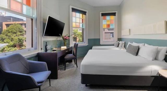 Трёхместный номер Executive Vulcan Hotel Sydney