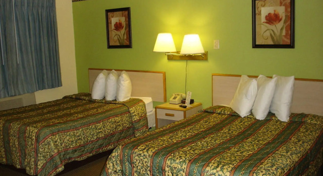 Valueinn Eugene - Airport