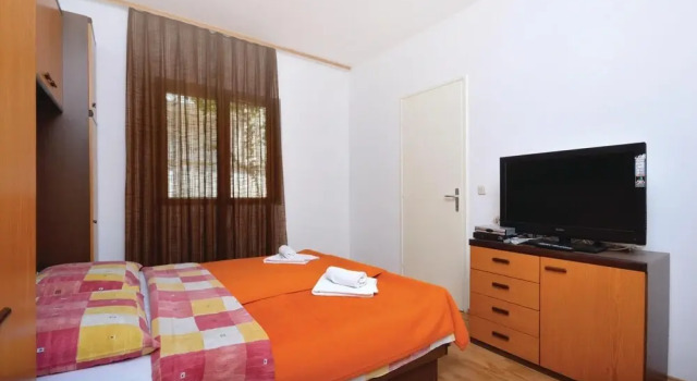 Holiday Home Zastrazisce 13, Забронировать Отель Покривеник Сплитско-Далматинская жупания