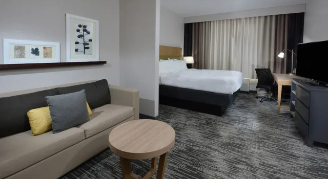 Двухместная студия Country Inn & Suites by Radisson, Asheville West near Biltmore