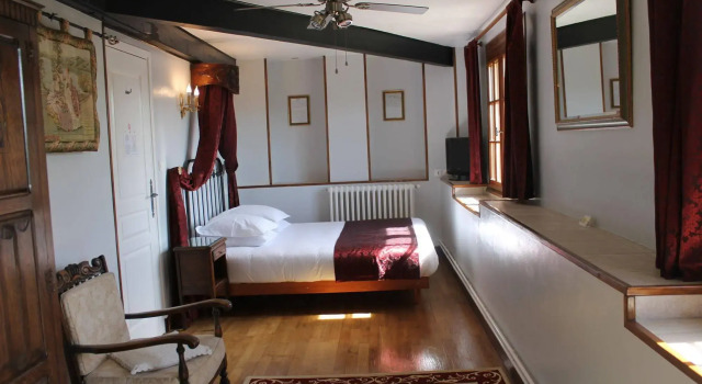 Manoir XV Domaine de Peyrafort, Rezerwuj Hotel Tulle Correze