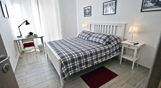 Fellini B&B, Rezervovat Penzión se snídaní Hotely v Lazio s parkováním, Parkování