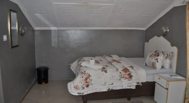 Willu Executive Lodge, Book Vacation Home Hotels in Livingstone with Parking, Parking