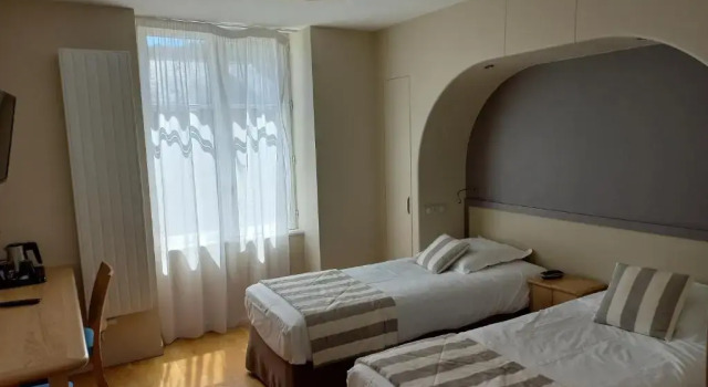 Les Résidences dArmor Ternélia Hôtel-Résidence, Забронировать Отель Отели Finistère с парковкой, Парковка