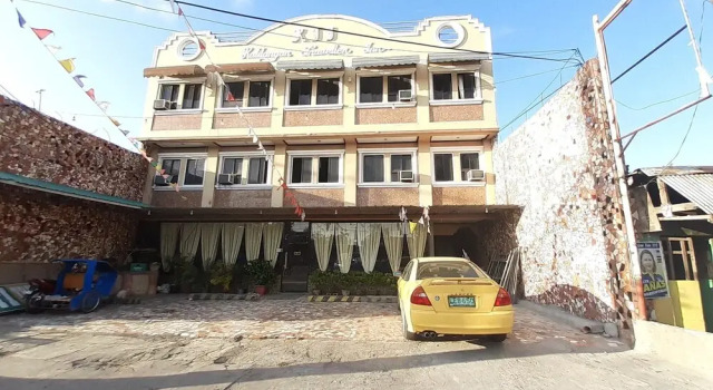 OYO 572 Kti Travellers Inn, Prenota Hotel Hotel a Mindanao con parcheggio, Parcheggio