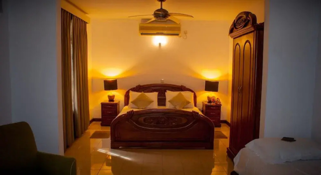Hotel Blue Bird, Забронировать Отель Отели Западной провинции 3 звезды, 3*