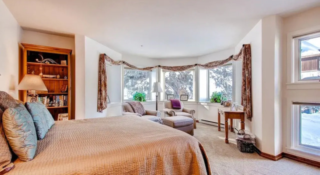 Номер Standard Centennial 2 Bedroom Condo Unit no. 8