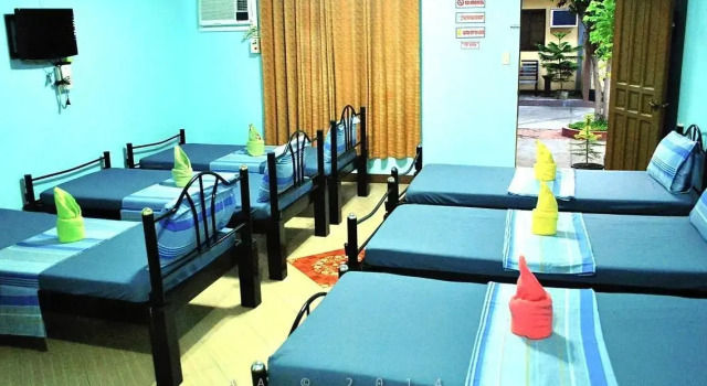 Номер Standard Antonio's Apartelle & Suites