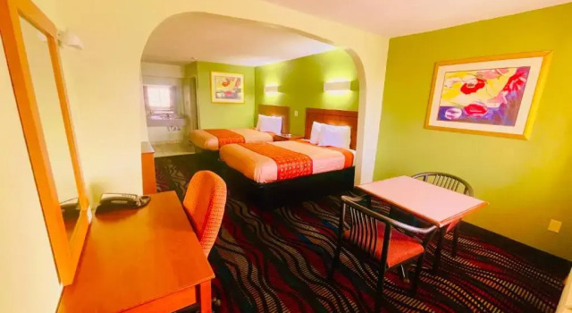 Двухместный номер Standard Executive Inn Hondo