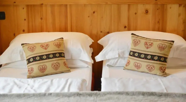 Двухместный номер Superior с балконом Hotel Miravidi a Cervinia