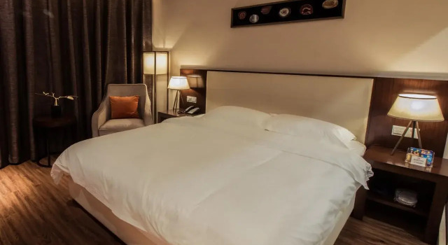 Milton Hotel, Забронировать Отель Отели Шэньчжэнь 3 звезды, 3*
