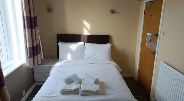 Номер Economy Palm Court Hotel