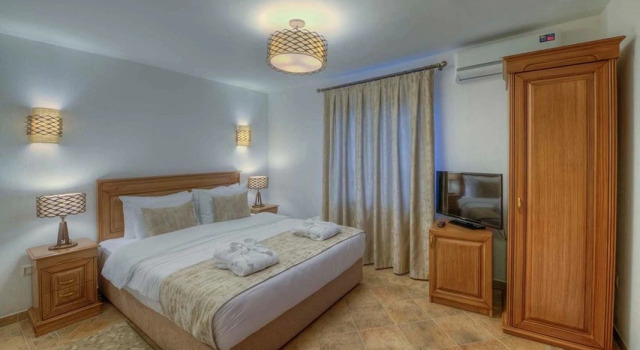 River Inn Hotel