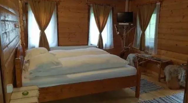 Cabana Soarelui Retezat, Rezerwuj Hotel Nucsoara Hunedoara