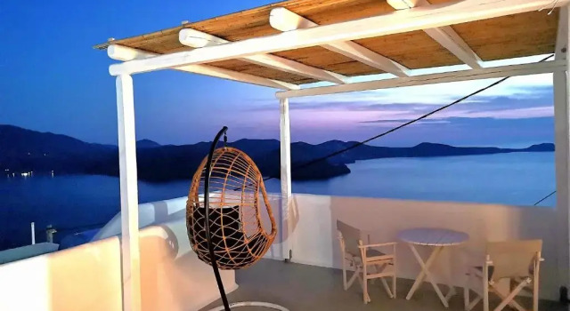 Студия Executive Plaka Suites
