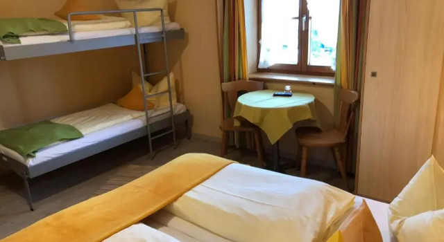 Четырёхместный номер Standard Hotel Waltraud Garni