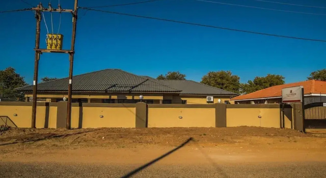 PeaconWood Boutique Villa, Book Boutique Palapye Central District