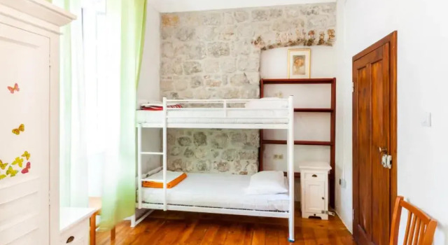 Кровать в общем номере Clarinet Old Town Dubrovnik