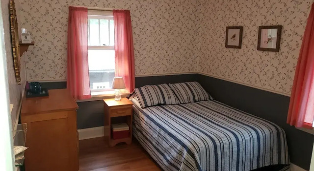 Номер Economy Miners Bay Lodge
