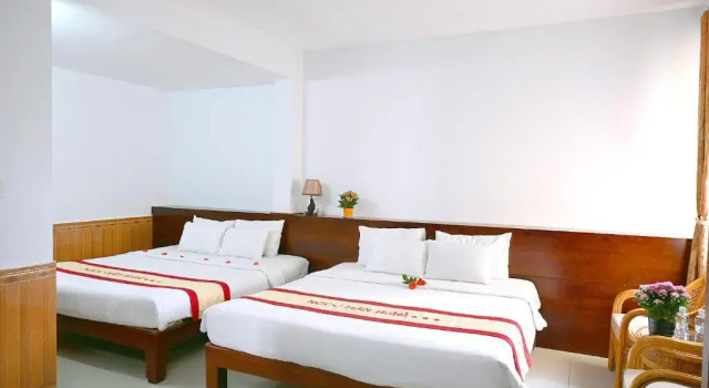 Четырёхместный номер Standard Ngọc Hân Hotel By The Moment