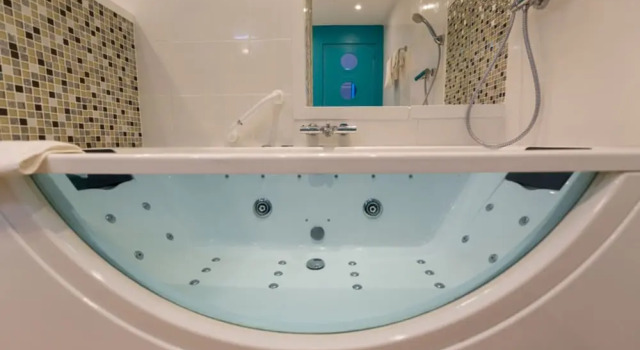 Люкс Comfort CitHotel Le Regina Bordeaux Gare Saint-Jean