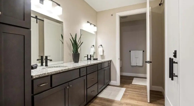 Номер Standard Family-fun Lakeside Luxury at Topsider in Osage w/ 2 Pools, Prime Views Pack N' Play & Games