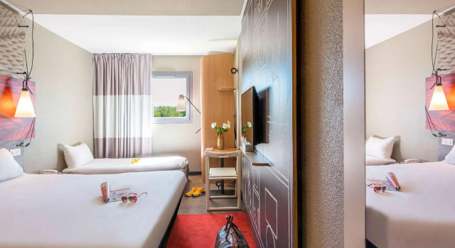 Трёхместный номер Standard ibis Manosque Cadarache